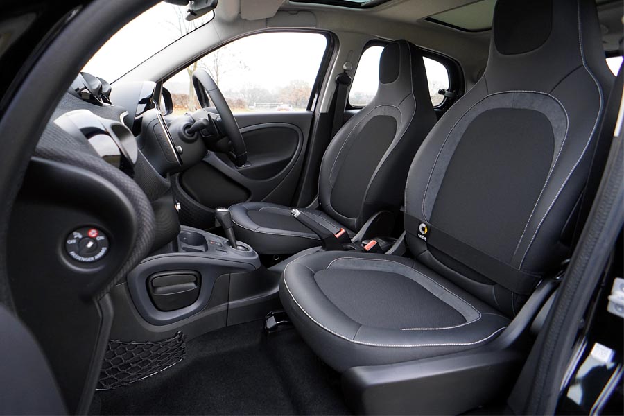 limpieza integral de coche en Madrid